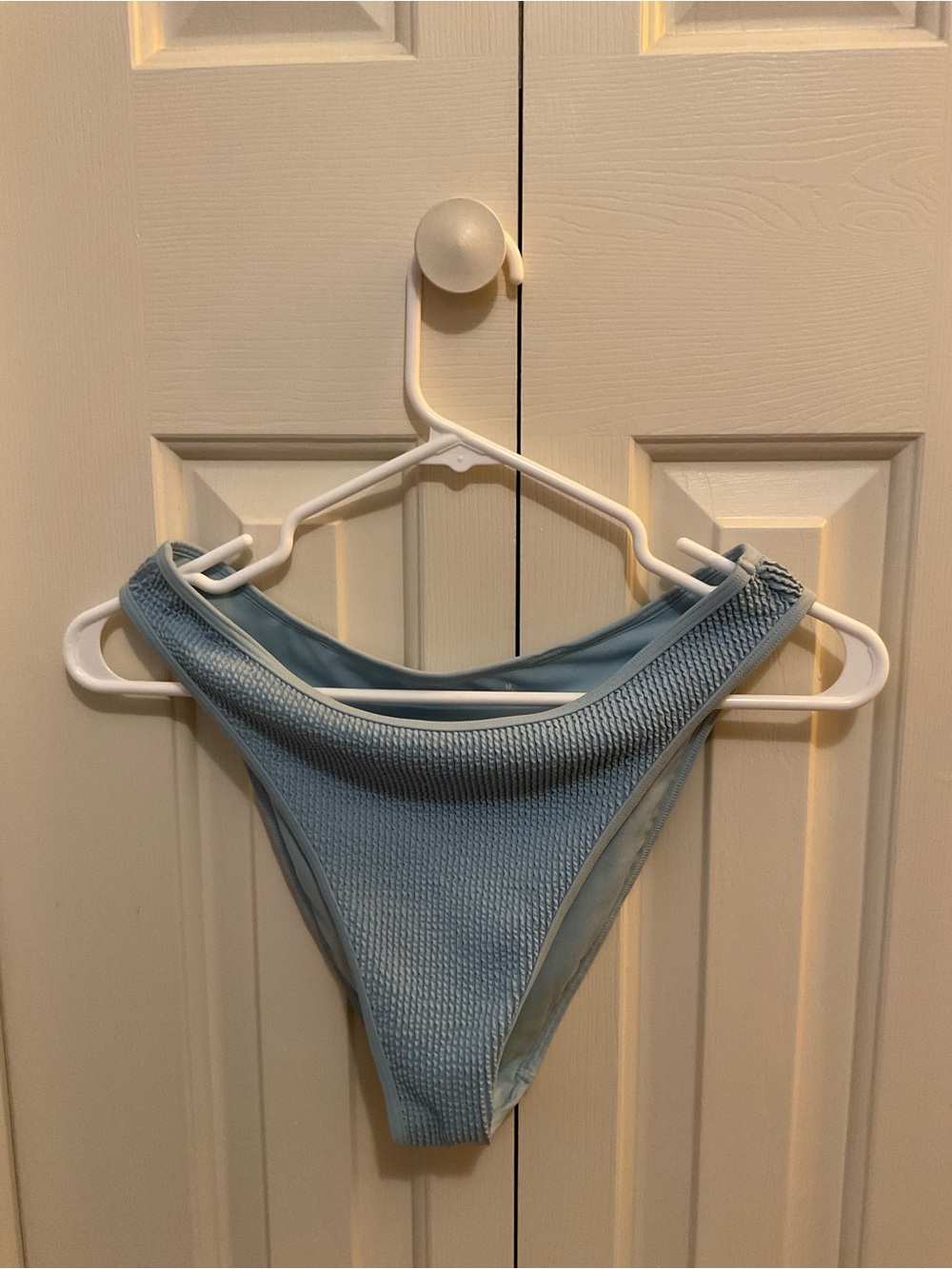 Abercrombie | Mid-Rise High-Leg Moderate Bikini Bottom (Med) | Light Blue Ribbed